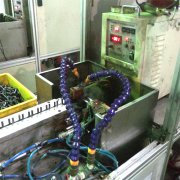 歐能愿和你們共同創(chuàng)新!——汽車鎖扣自動(dòng)淬火送料機(jī)構(gòu)